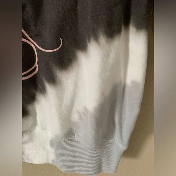 *NWT DISNEY MICKEY MOUSE SWEATSHIRT CREWNECK SIZE XS NWT - Picture 6 of 8